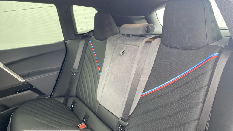 BMW iX 400kW xDrive60 M Sport 112kWh 5dr Auto [Skylounge] Electric Estate